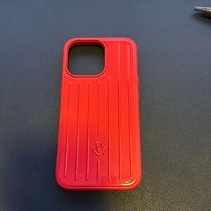Rumors iPhone 13 Pro case